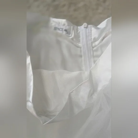 NWOT Space 46 White Tulle Skirt - Picture 4 of 6